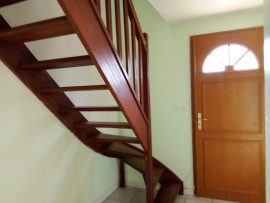 
                                                                                        Location
                                                                                         Charmante maison individuelle, coin exceptionnel