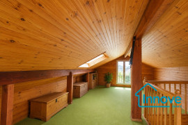 
                                                                                        Vente
                                                                                         Charmante maison meulières Les Ursines Vélizy