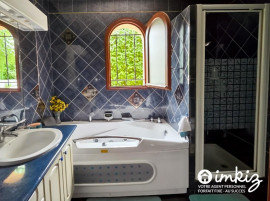 Vente
Charmante maison traditionnelle 8 pièces