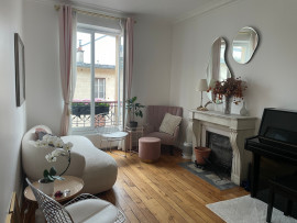 
                                                                                        Location
                                                                                         Charment apprt (loyer tout inclus)