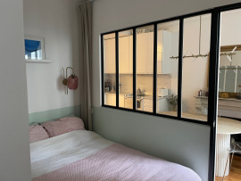 
                                                                                        Location
                                                                                         Charment apprt (loyer tout inclus)