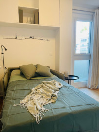 Location
Charming studio next to Paris Dauphine (loyer tout inclus)