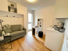Location
Charming studio next to Paris Dauphine (loyer tout inclus)