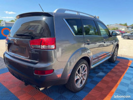 
                                                                                        Voiture
                                                                                         Citroën C-Crosser 2.2 HDi 4WD 156 cv Boîte auto