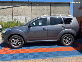 
                                                                                        Voiture
                                                                                         Citroën C-Crosser 2.2 HDi 4WD 156 cv Boîte auto