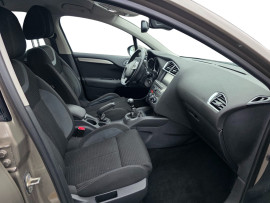 
                                                                                        Voiture
                                                                                         CITROEN C4 - 1.6 Blue-Hdi 120 CV MILLENIUM