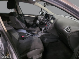 
                                                                                        Voiture
                                                                                         CITROEN C4 - 1.6 Blue-HDi 120 CV Millenium - BA - 6 CV