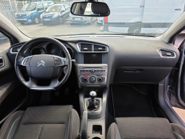 
                                                                                        Voiture
                                                                                         Citroën C4