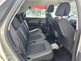 
                                                                                        Voiture
                                                                                         CITROEN C4 PICASSO - 1.6 Blue-Hdi 120 CV FEEL - 6 CV