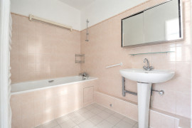 
                                                                                        Vente
                                                                                         Clamart - 2 pièces 48 m² – Prix attractif