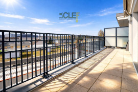 
                                                                                        Vente
                                                                                         Clamart Appartement avec balcon