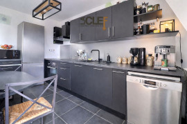 
                                                                                        Vente
                                                                                         Clamart Appartement avec balcon