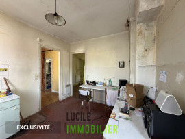 
                                                                                        Vente
                                                                                         Clermont - Maison de 40m² à rénover