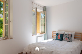 
                                                                                        Location
                                                                                         CLOCHER DES ACCOULES