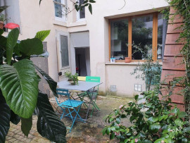 
                                                                                        Location
                                                                                         Co-living - grande suite parentale coeur de ville
