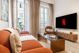 
                                                                                        Location
                                                                                         Cocon de 2 chambres situé Place Massena