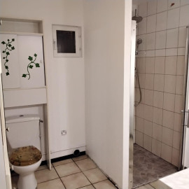 
                                                                                        Location
                                                                                         Coin calme