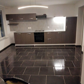 
                                                                                        Location
                                                                                         Coin calme