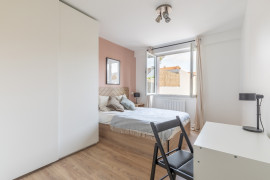 
                                                                                        Colocation
                                                                                         Coliving premium · L'Haÿ-les-Roses · Métro 14
