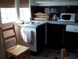 
                                                                                        Colocation
                                                                                         Coloc Caserne de Bonne, toute meublée, tram UGA