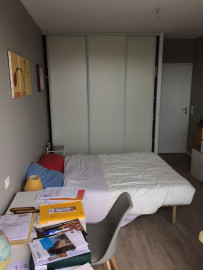 
                                                                                        Colocation
                                                                                         COLOC chez l'habitant