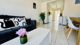 
                                                                                        Colocation
                                                                                         Coloc de standing Mayol balcon vue mer et montagne