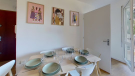 
                                                                                        Colocation
                                                                                         Colocaction à Lyon 8ème