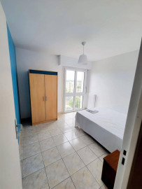 
                                                                                        Colocation
                                                                                         Colocation : 1 chambre disponible