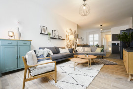 
                                                                                        Colocation
                                                                                         Colocation 10 chambres