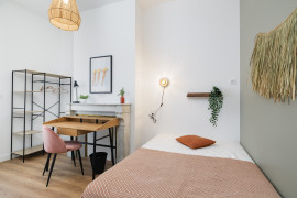 
                                                                                        Colocation
                                                                                         Colocation 11 chambres