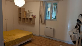 
                                                                                        Location
                                                                                         Colocation (2 chambres) - rdc maison de caractère