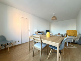 
                                                                                        Colocation
                                                                                         Colocation 2 chambres - Tram T4