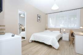 
                                                                                        Colocation
                                                                                         Colocation 4 chambres