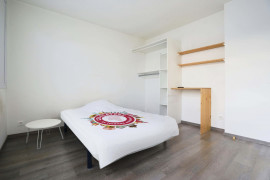 
                                                                                        Colocation
                                                                                         Colocation 5 chambres