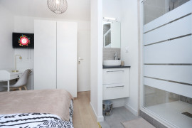 
                                                                                        Colocation
                                                                                         Colocation 5 chambres