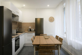 
                                                                                        Colocation
                                                                                         Colocation 5 chambres