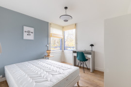 
                                                                                        Colocation
                                                                                         Colocation - 5 chambres / Massy - Villaine