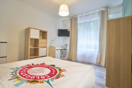 
                                                                                        Colocation
                                                                                         Colocation 6 chambres