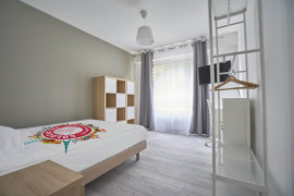 
                                                                                        Colocation
                                                                                         Colocation 6 chambres