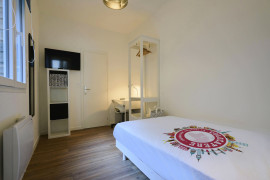 
                                                                                        Colocation
                                                                                         Colocation 6 chambres