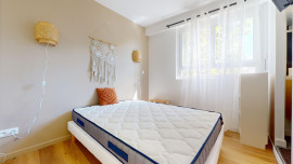 
                                                                                        Colocation
                                                                                         Colocation 6 chambres