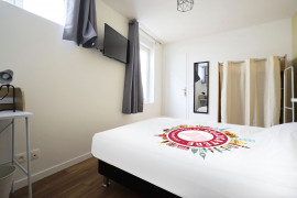 
                                                                                        Colocation
                                                                                         Colocation 7 chambres