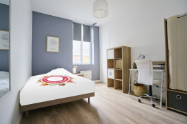 
                                                                                        Colocation
                                                                                         Colocation 7 chambres