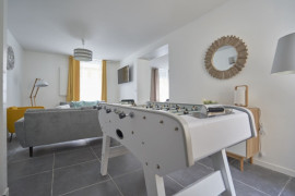 
                                                                                        Colocation
                                                                                         Colocation 8 chambres