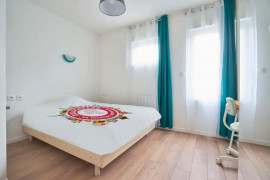 
                                                                                        Colocation
                                                                                         Colocation 8 chambres