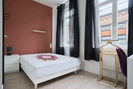 
                                                                                        Colocation
                                                                                         Colocation 8 chambres