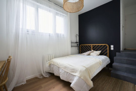 
                                                                                        Colocation
                                                                                         Colocation 9 chambres