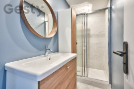 
                                                                                        Colocation
                                                                                         Colocation – Appartement 100 m² avec balcon