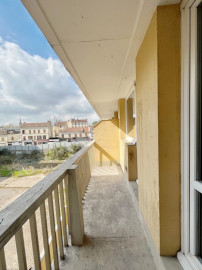 
                                                                                        Colocation
                                                                                         COLOCATION - AVENUE  GABRIEL PERI