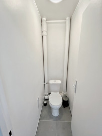 
                                                                                        Colocation
                                                                                         COLOCATION - AVENUE  GABRIEL PERI